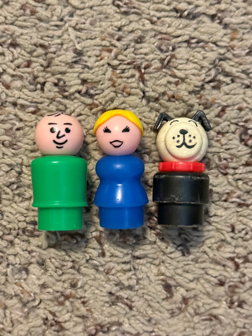 Vintage Fisher Price Little People Play Family Green Dad, Blue Mom, Black Dog